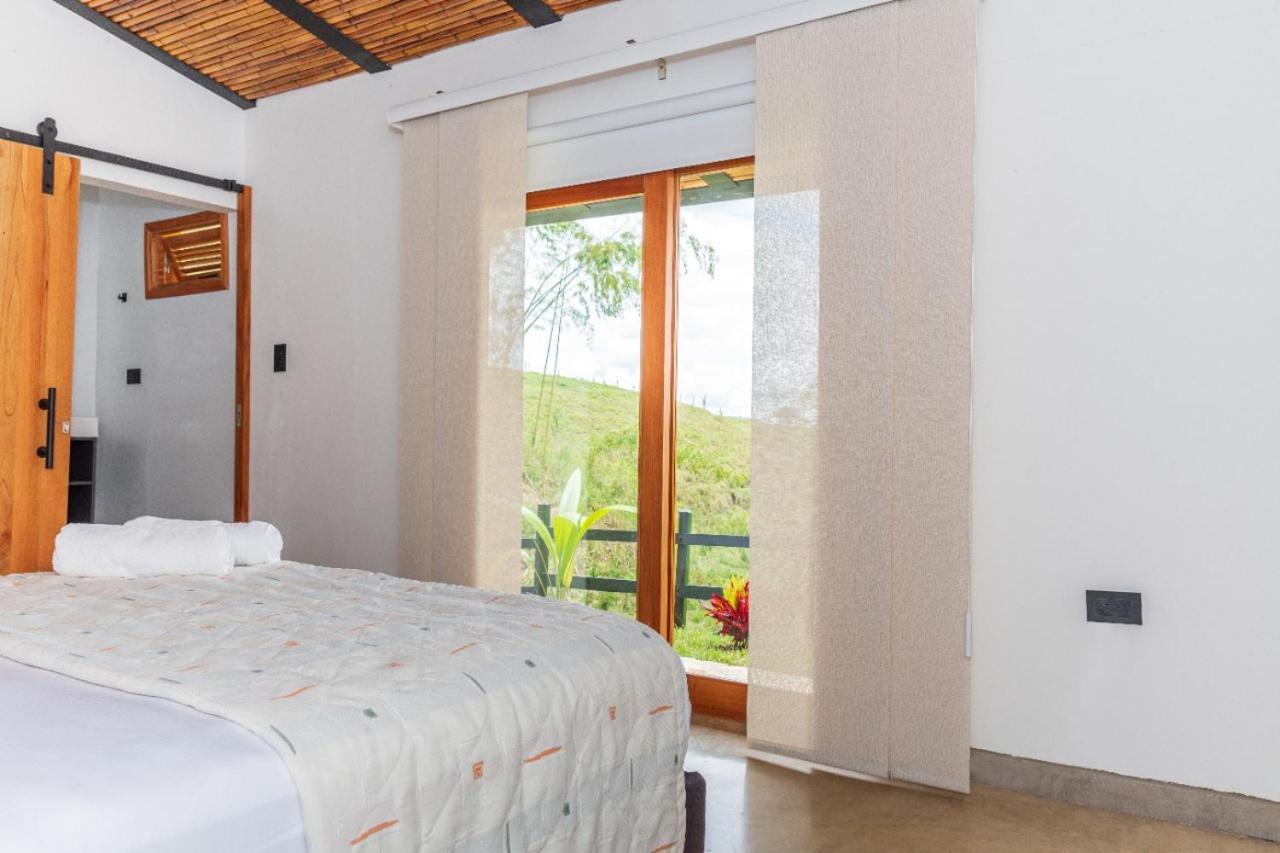 Agradable Cabana Cafetera Con Jacuzzi A 12 Min Del Centro De Pereira Exterior photo